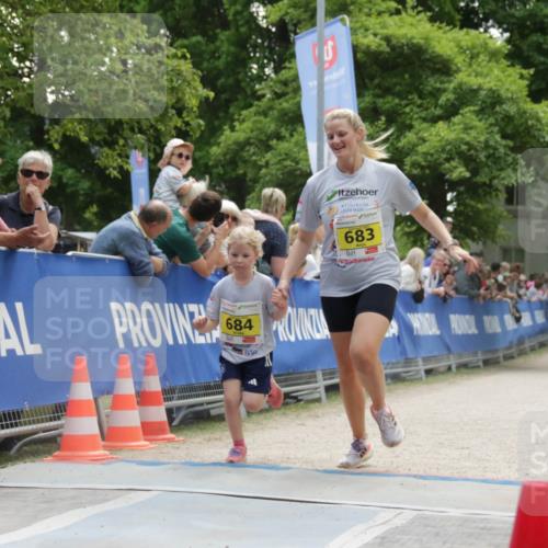17.05.2025 - Störlauf H.Heesch http://msf.ph/oto/7901839 17.05.2025 14:15:52 Ziel 683, 684 meine-sportfotos.de