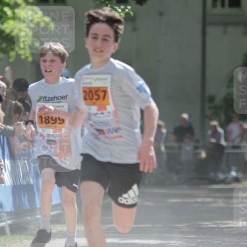 17.05.2025 - Störlauf H.Heesch http://msf.ph/oto/7901860 17.05.2025 15:27:44 Ziel 2057, 1899 meine-sportfotos.de