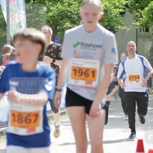 17.05.2025 - Störlauf H.Heesch http://msf.ph/oto/7902136 17.05.2025 15:28:40 Ziel 9, 2, 1867, 1961, 2154 meine-sportfotos.de