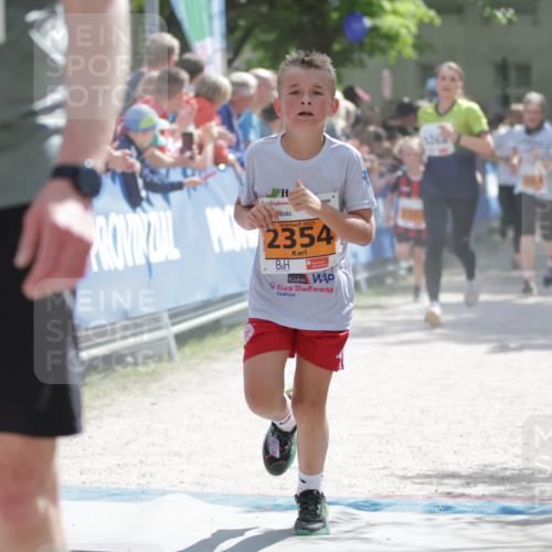 17.05.2025 - Störlauf H.Heesch http://msf.ph/oto/7902213 17.05.2025 15:28:55 Ziel 2025, 2354, 2090 meine-sportfotos.de