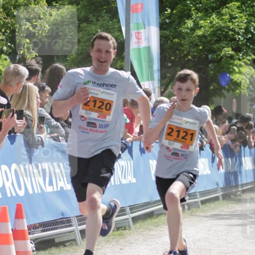 17.05.2025 - Störlauf H.Heesch http://msf.ph/oto/7902276 17.05.2025 15:29:06 Ziel 2120, 2121 meine-sportfotos.de