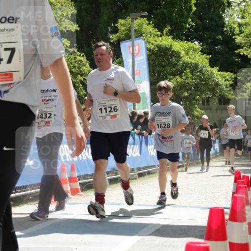 17.05.2025 - Störlauf H.Heesch http://msf.ph/oto/7902381 17.05.2025 14:45:50 Ziel 2025, 1147, 2020, 432, 1126, 199, 1910, 1628, 148, 1177, 102, 1511, 1096 meine-sportfotos.de