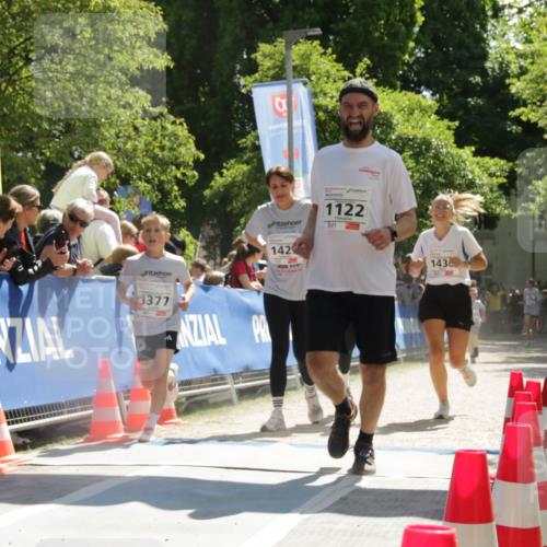 17.05.2025 - Störlauf H.Heesch http://msf.ph/oto/7902409 17.05.2025 14:46:02 Ziel 1122, 142, 1377, 1430 meine-sportfotos.de