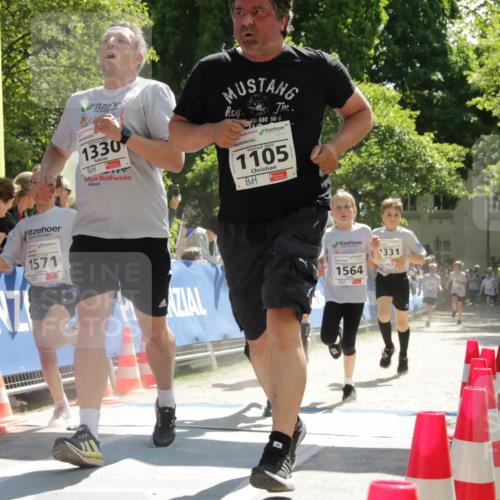 17.05.2025 - Störlauf H.Heesch http://msf.ph/oto/7902464 17.05.2025 14:46:33 Ziel 1330, 500, 50, 2025, 1105, 1571, 1564, 1331 meine-sportfotos.de