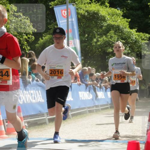 17.05.2025 - Störlauf H.Heesch http://msf.ph/oto/7906488 17.05.2025 15:28:25 Ziel 1992, 2025, 2244, 2016, 1956, 67 meine-sportfotos.de