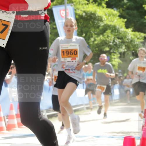17.05.2025 - Störlauf H.Heesch http://msf.ph/oto/7906608 17.05.2025 15:29:13 Ziel 2025, 1887, 3, 1960, 214 meine-sportfotos.de