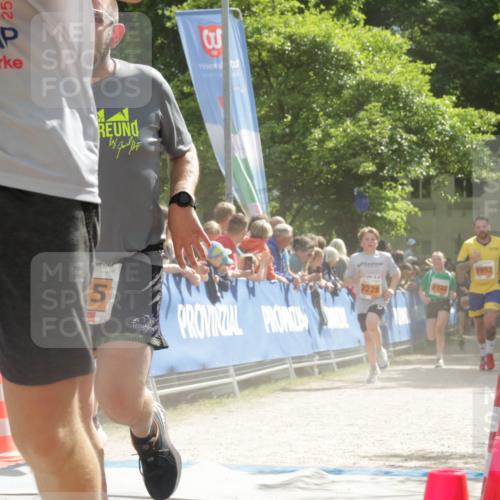 17.05.2025 - Störlauf H.Heesch http://msf.ph/oto/7906617 17.05.2025 15:29:15 Ziel 1998, 5, 2228, 1992 meine-sportfotos.de