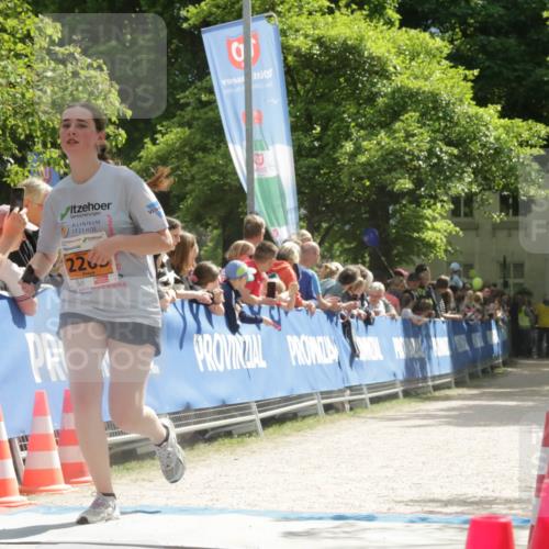 17.05.2025 - Störlauf H.Heesch http://msf.ph/oto/7906640 17.05.2025 15:29:32 Ziel 1998, 2200, 12 meine-sportfotos.de