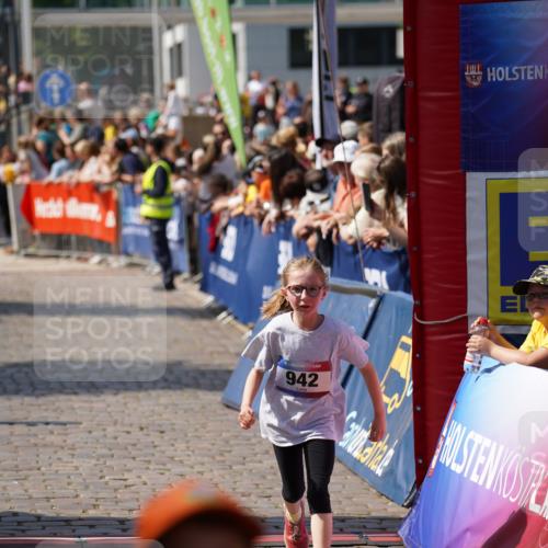 13.06.2025 - Holstenköstenlauf Felixshl http://msf.ph/oto/7922510 13.06.2025 15:37:55 Laufen 3, 39, 426, 428, 429, 572, 942, 1827, 1855 meine-sportfotos.de