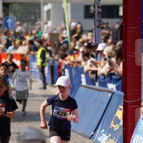 13.06.2025 - Holstenköstenlauf Felixshl http://msf.ph/oto/7922537 13.06.2025 15:38:02 Laufen 39, 42, 272, 421, 426, 428, 429, 572, 675, 834, 1198, 1855 meine-sportfotos.de