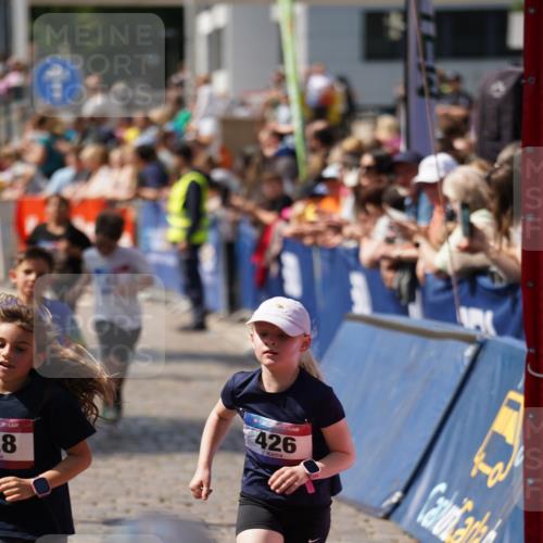 13.06.2025 - Holstenköstenlauf Felixshl http://msf.ph/oto/7922539 13.06.2025 15:38:02 Laufen 39, 42, 272, 421, 426, 428, 429, 572, 675, 834, 1198, 1855 meine-sportfotos.de