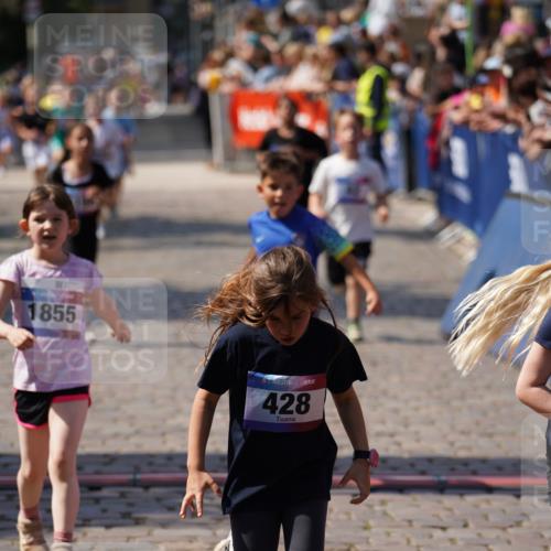 13.06.2025 - Holstenköstenlauf Felixshl http://msf.ph/oto/7922541 13.06.2025 15:38:03 Laufen 42, 272, 421, 426, 428, 429, 572, 675, 834, 1198, 1855 meine-sportfotos.de