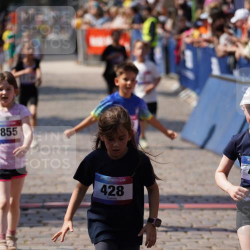 13.06.2025 - Holstenköstenlauf Felixshl http://msf.ph/oto/7922544 13.06.2025 15:38:03 Laufen 42, 272, 421, 426, 428, 429, 572, 675, 834, 1198, 1855 meine-sportfotos.de
