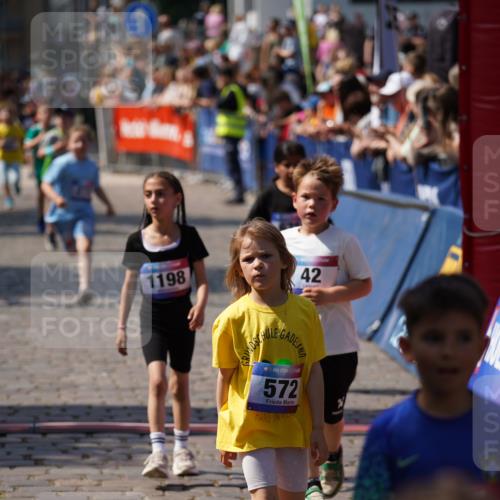 13.06.2025 - Holstenköstenlauf Felixshl http://msf.ph/oto/7922556 13.06.2025 15:38:07 Laufen 36, 42, 272, 417, 421, 429, 564, 572, 675, 834, 1198, 1440, 1894 meine-sportfotos.de