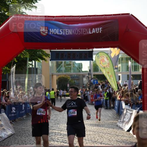 13.06.2025 - Holstenköstenlauf Felixshl http://msf.ph/oto/7922769 13.06.2025 19:50:14 Laufen 2024, 2545, 2823, 2845, 3115 meine-sportfotos.de