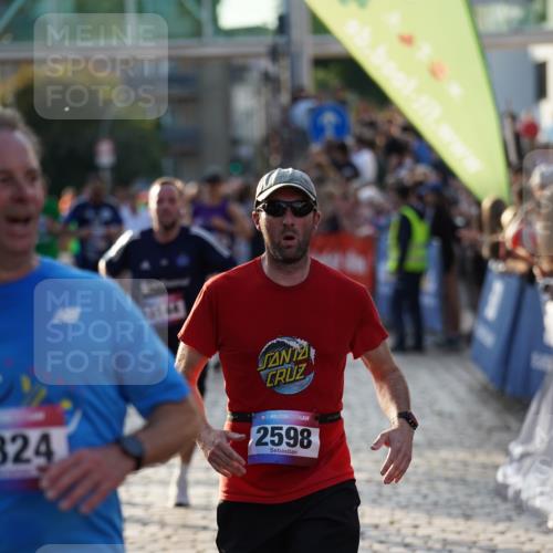 13.06.2025 - Holstenköstenlauf Felixshl http://msf.ph/oto/7922904 13.06.2025 19:50:47 Laufen 2598, 2724, 2824, 2926, 3016, 3144, 3582, 3595, 3627, 3796 meine-sportfotos.de