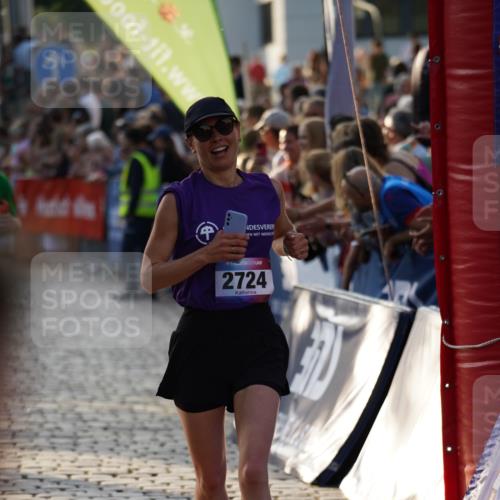 13.06.2025 - Holstenköstenlauf Felixshl http://msf.ph/oto/7922911 13.06.2025 19:50:53 Laufen 2003, 2724, 2835, 2926, 3120, 3144, 3582, 3595, 3627, 3796, 3928 meine-sportfotos.de