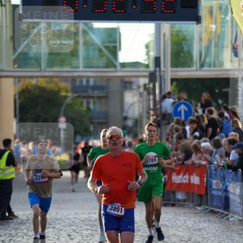 13.06.2025 - Holstenköstenlauf Felixshl http://msf.ph/oto/7923251 13.06.2025 19:52:41 Laufen 2291, 2512, 3789, 3875, 3891 meine-sportfotos.de