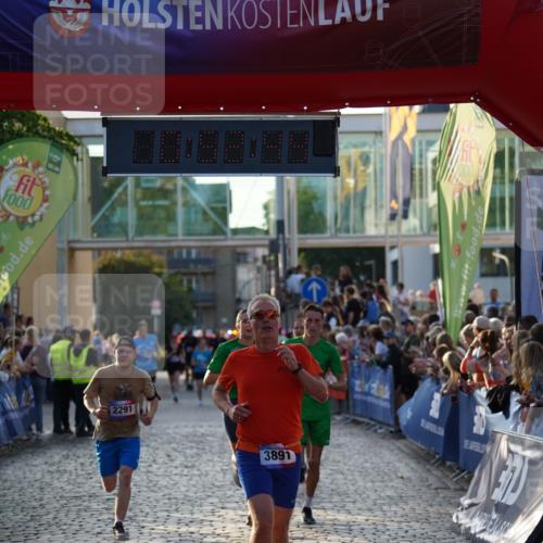 13.06.2025 - Holstenköstenlauf Felixshl http://msf.ph/oto/7923258 13.06.2025 19:52:43 Laufen 2291, 2512, 3789, 3875, 3891 meine-sportfotos.de
