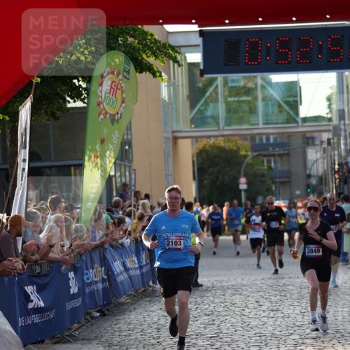 13.06.2025 - Holstenköstenlauf Felixshl http://msf.ph/oto/7923299 13.06.2025 19:52:51 Laufen 2103, 2512, 2665, 3123, 3237, 3849 meine-sportfotos.de