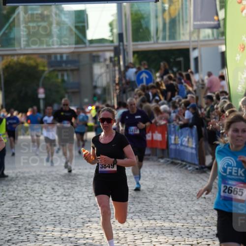 13.06.2025 - Holstenköstenlauf Felixshl http://msf.ph/oto/7923305 13.06.2025 19:52:52 Laufen 2103, 2398, 2607, 2665, 3123, 3237, 3849 meine-sportfotos.de