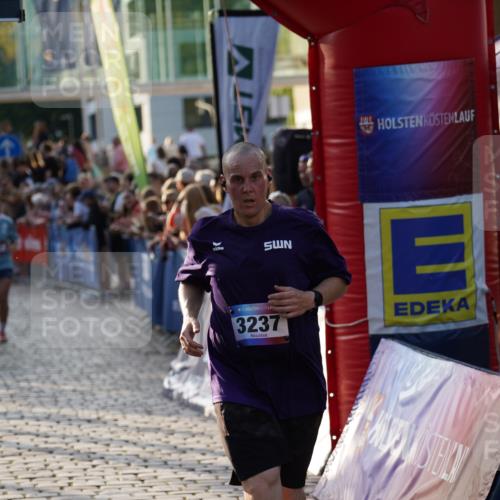13.06.2025 - Holstenköstenlauf Felixshl http://msf.ph/oto/7923314 13.06.2025 19:52:58 Laufen 2103, 2170, 2234, 2243, 2398, 2607, 2813, 3123, 3237 meine-sportfotos.de