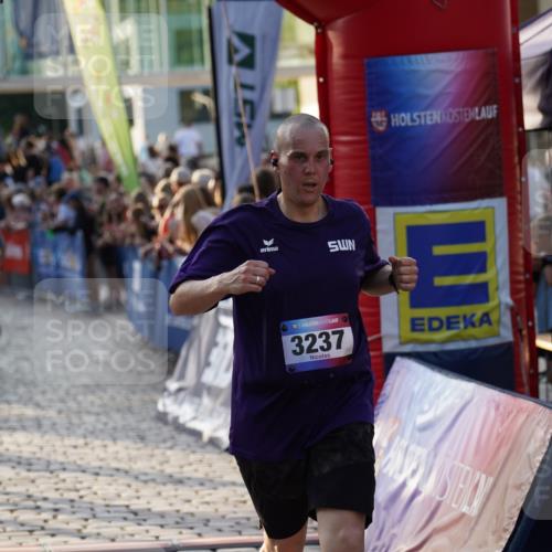 13.06.2025 - Holstenköstenlauf Felixshl http://msf.ph/oto/7923318 13.06.2025 19:52:59 Laufen 2103, 2170, 2234, 2243, 2398, 2607, 2813, 3123, 3237 meine-sportfotos.de