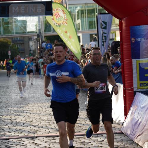13.06.2025 - Holstenköstenlauf Felixshl http://msf.ph/oto/7923328 13.06.2025 19:53:01 Laufen 2170, 2234, 2243, 2312, 2398, 2607, 2813, 3123, 3237 meine-sportfotos.de