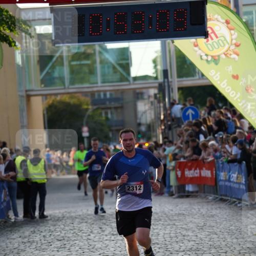 13.06.2025 - Holstenköstenlauf Felixshl http://msf.ph/oto/7923340 13.06.2025 19:53:08 Laufen 2170, 2234, 2312, 2798 meine-sportfotos.de