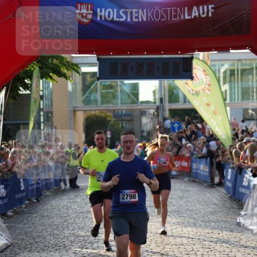 13.06.2025 - Holstenköstenlauf Felixshl http://msf.ph/oto/7923354 13.06.2025 19:53:17 Laufen 2053, 2448, 2525, 2661, 2798 meine-sportfotos.de