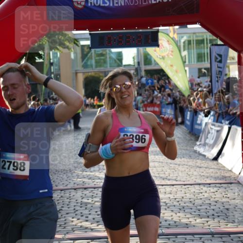 13.06.2025 - Holstenköstenlauf Felixshl http://msf.ph/oto/7923364 13.06.2025 19:53:20 Laufen 2053, 2448, 2525, 2661, 2664, 2798, 3847 meine-sportfotos.de