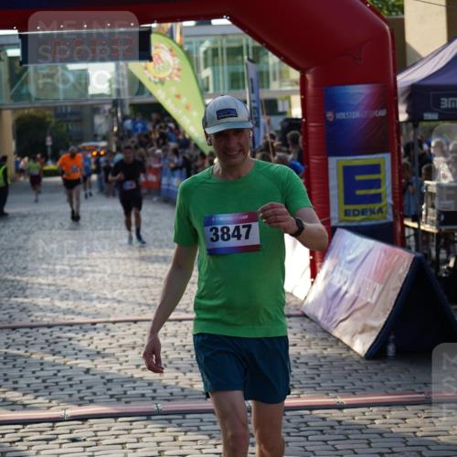 13.06.2025 - Holstenköstenlauf Felixshl http://msf.ph/oto/7923391 13.06.2025 19:53:31 Laufen 2467, 2664, 2706, 3847, 3919 meine-sportfotos.de