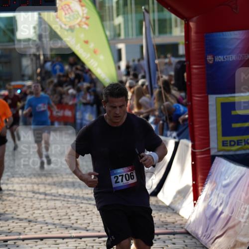 13.06.2025 - Holstenköstenlauf Felixshl http://msf.ph/oto/7923396 13.06.2025 19:53:36 Laufen 2467, 2493, 2706, 3158, 3919 meine-sportfotos.de