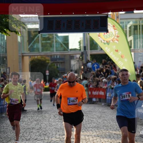 13.06.2025 - Holstenköstenlauf Felixshl http://msf.ph/oto/7923407 13.06.2025 19:53:39 Laufen 2467, 2493, 2498, 2706, 3158, 3189, 3742, 3919 meine-sportfotos.de