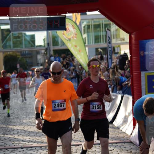 13.06.2025 - Holstenköstenlauf Felixshl http://msf.ph/oto/7923429 13.06.2025 19:53:43 Laufen 2467, 2476, 2493, 2498, 2722, 3158, 3189, 3742, 3919 meine-sportfotos.de
