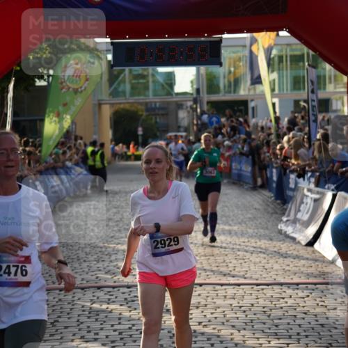 13.06.2025 - Holstenköstenlauf Felixshl http://msf.ph/oto/7923488 13.06.2025 19:53:54 Laufen 2476, 2864, 2929, 3063 meine-sportfotos.de