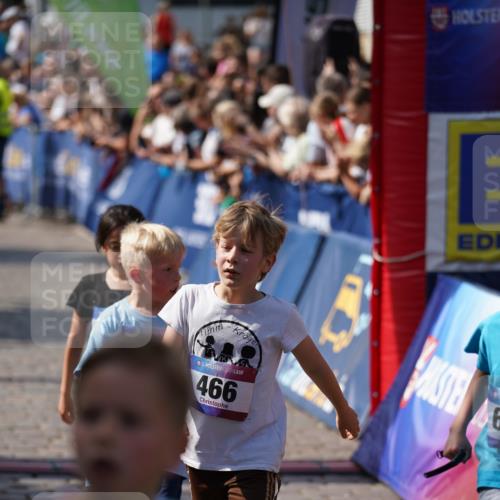 13.06.2025 - Holstenköstenlauf Felixshl http://msf.ph/oto/7923492 13.06.2025 16:06:46 Laufen 171, 296, 307, 311, 321, 460, 462, 466, 698, 860, 1048, 1147, 1384, 1386, 1387 meine-sportfotos.de