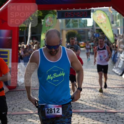 13.06.2025 - Holstenköstenlauf Felixshl http://msf.ph/oto/7923579 13.06.2025 19:54:29 Laufen 2028, 2092, 2812, 2869, 2882, 3231, 3302, 3600, 3675, 3749, 3874 meine-sportfotos.de