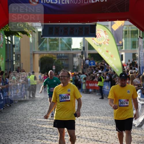 13.06.2025 - Holstenköstenlauf Felixshl http://msf.ph/oto/7923617 13.06.2025 19:54:56 Laufen 3062, 3069, 3074 meine-sportfotos.de