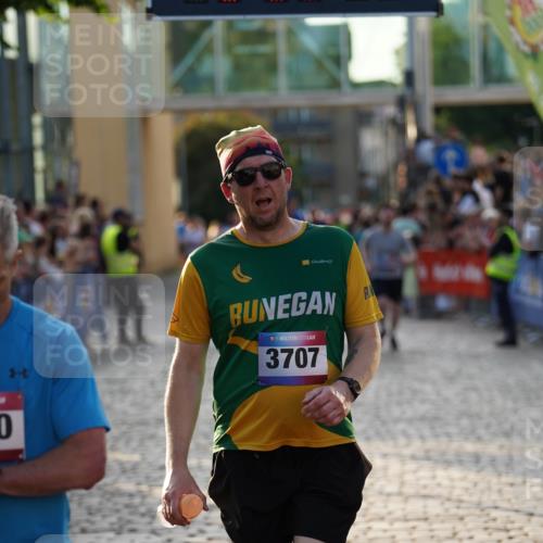 13.06.2025 - Holstenköstenlauf Felixshl http://msf.ph/oto/7923722 13.06.2025 19:55:29 Laufen 2297, 2307, 2420, 3707 meine-sportfotos.de