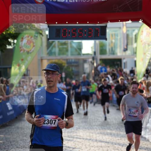 13.06.2025 - Holstenköstenlauf Felixshl http://msf.ph/oto/7923742 13.06.2025 19:55:36 Laufen 2065, 2297, 2307, 2499, 2965, 2967, 3304, 3657 meine-sportfotos.de