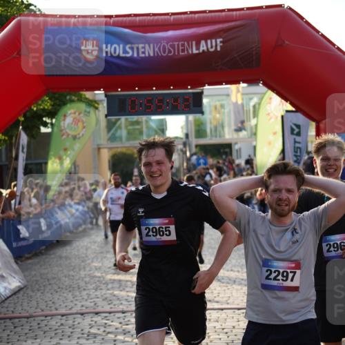 13.06.2025 - Holstenköstenlauf Felixshl http://msf.ph/oto/7923756 13.06.2025 19:55:41 Laufen 2065, 2107, 2297, 2499, 2619, 2965, 2967, 3304, 3657, 3662, 3732 meine-sportfotos.de