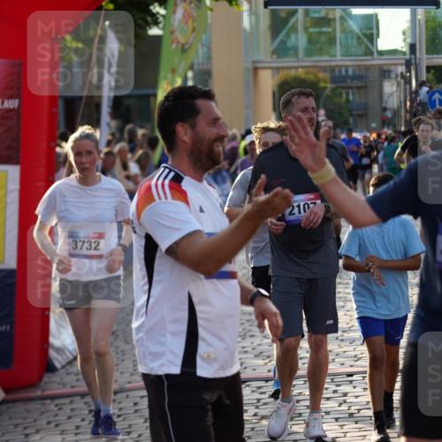 13.06.2025 - Holstenköstenlauf Felixshl http://msf.ph/oto/7923768 13.06.2025 19:55:47 Laufen 2065, 2107, 2619, 2657, 3240, 3304, 3657, 3662, 3732, 3777 meine-sportfotos.de