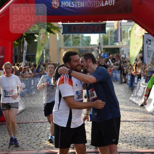 13.06.2025 - Holstenköstenlauf Felixshl http://msf.ph/oto/7923770 13.06.2025 19:55:48 Laufen 2107, 2619, 2657, 3129, 3240, 3304, 3591, 3662, 3732, 3777 meine-sportfotos.de