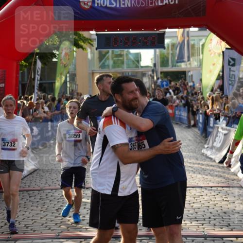 13.06.2025 - Holstenköstenlauf Felixshl http://msf.ph/oto/7923772 13.06.2025 19:55:48 Laufen 2107, 2619, 2657, 3129, 3240, 3304, 3591, 3662, 3732, 3777 meine-sportfotos.de