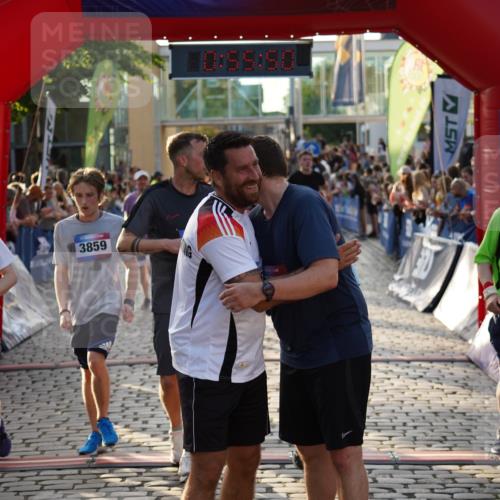 13.06.2025 - Holstenköstenlauf Felixshl http://msf.ph/oto/7923778 13.06.2025 19:55:49 Laufen 2107, 2619, 2657, 3129, 3240, 3591, 3662, 3732, 3777 meine-sportfotos.de