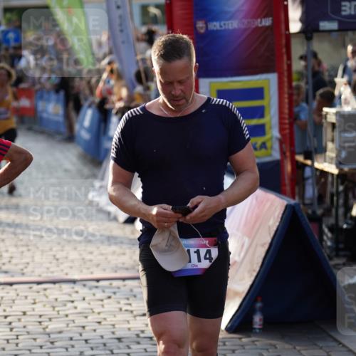 13.06.2025 - Holstenköstenlauf Felixshl http://msf.ph/oto/7923855 13.06.2025 19:56:10 Laufen 2460, 2550, 3659, 3767 meine-sportfotos.de