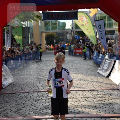 13.06.2025 - Holstenköstenlauf Felixshl http://msf.ph/oto/7924031 13.06.2025 19:57:35 Laufen 2753, 3655, 3808, 3816 meine-sportfotos.de