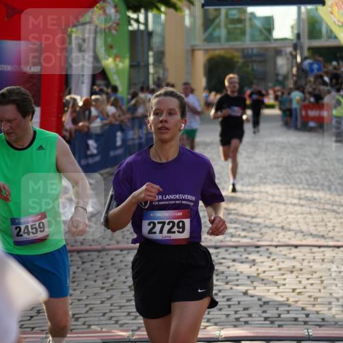 13.06.2025 - Holstenköstenlauf Felixshl http://msf.ph/oto/7924073 13.06.2025 19:57:54 Laufen 2459, 2671, 2729, 2934, 3048 meine-sportfotos.de