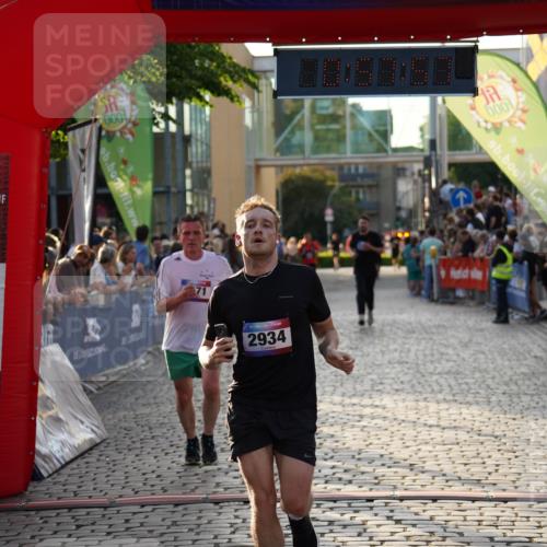13.06.2025 - Holstenköstenlauf Felixshl http://msf.ph/oto/7924087 13.06.2025 19:57:57 Laufen 2298, 2671, 2934 meine-sportfotos.de